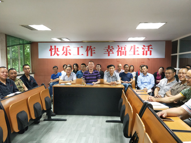 學習周政總艱苦創(chuàng)業(yè)精神座談討論會(圖4) 學習周政總艱苦創(chuàng)業(yè)精神座談討論會(圖4)